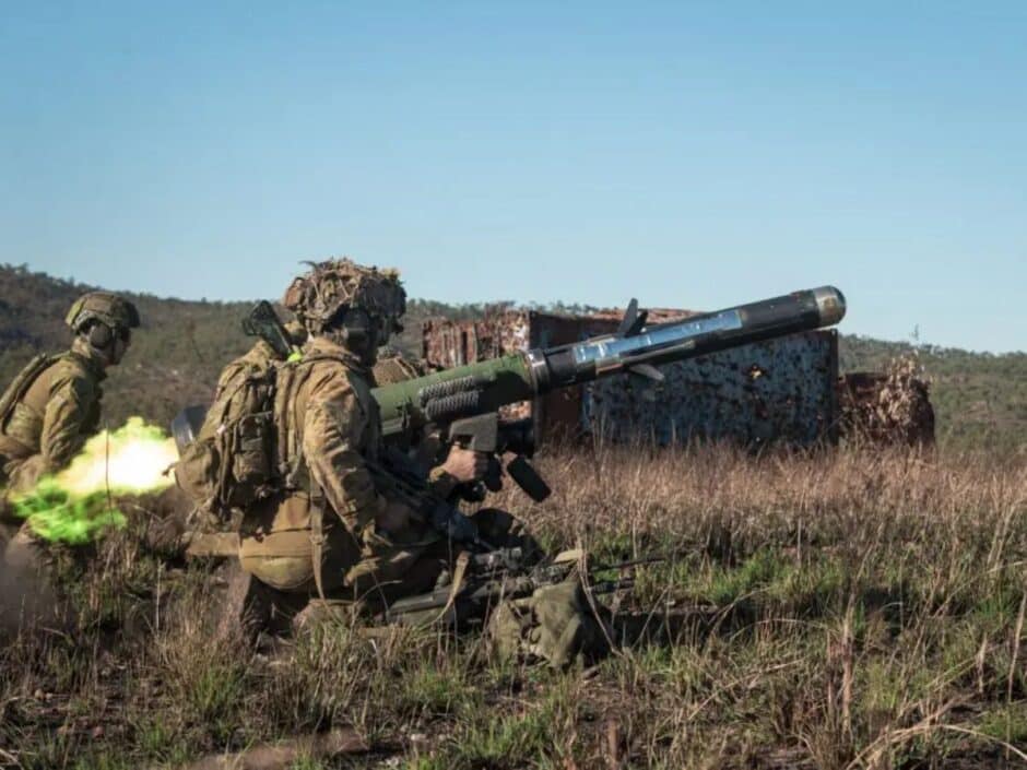 Exército dos EUA investe USD 1,3 bilhões para aumentar a produção do FGM-148 Javelin, o sistema de armas anti-blindagem mais eficaz e testado em combate no mundo