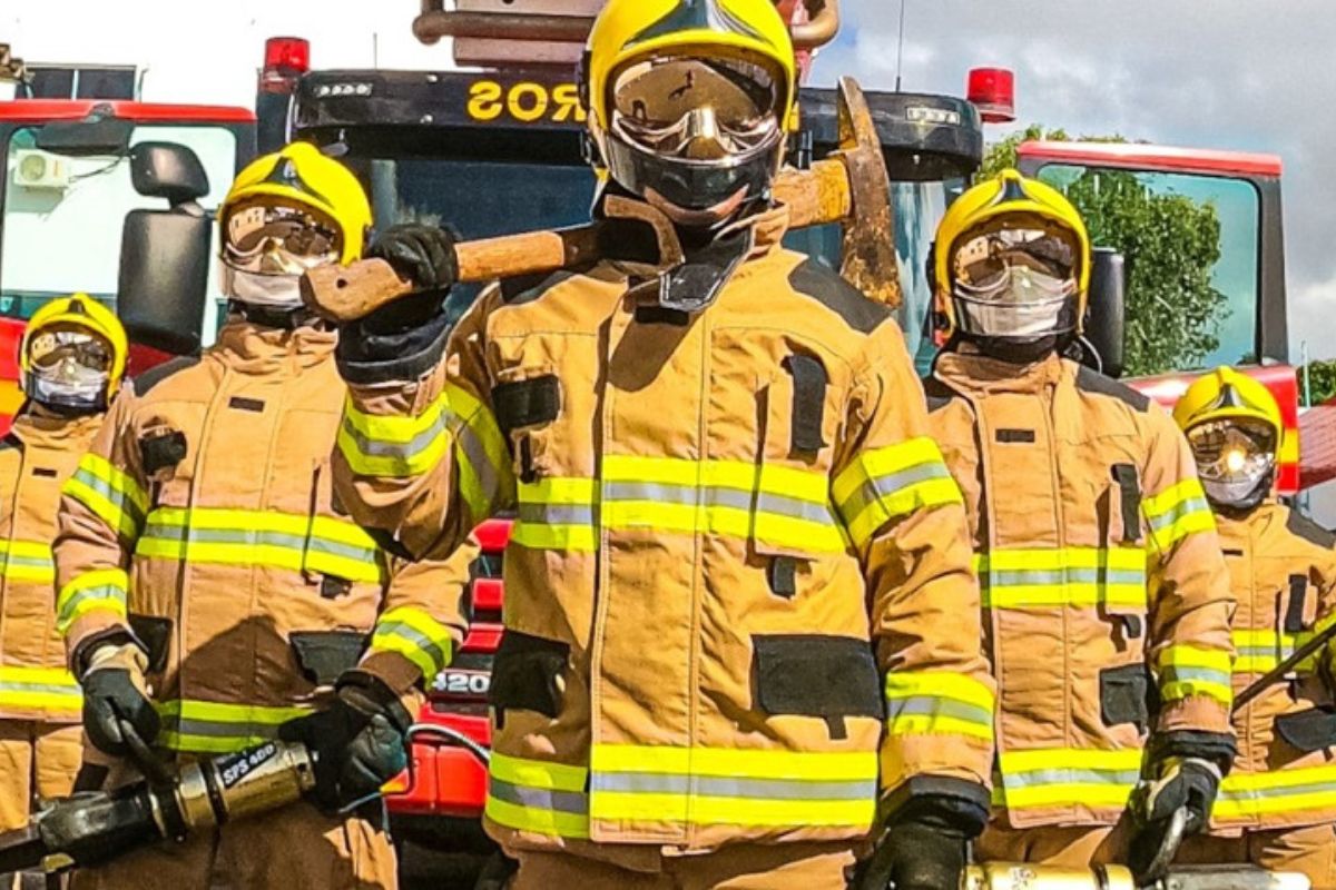 Concurso para o Corpo de Bombeiros encerra inscrições nesta semana! Não fique de fora: 400 vagas com iniciais de quase R$ 6 mil