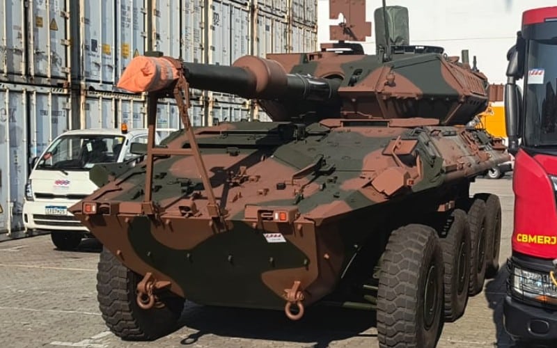Chega ao Brasil o 2º Centauro II: Avaliação da viatura blindada será prova de fogo pra formalização ou não de contrato que prevê outras 94 unidades por R$ 5 bilhões