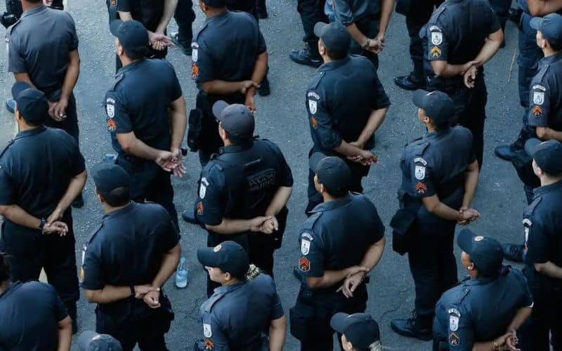 Governo do RJ anuncia ampliação para 4 mil vagas no concurso da PMERJ; vagas são para ambos os sexos, bastando o ensino médio
