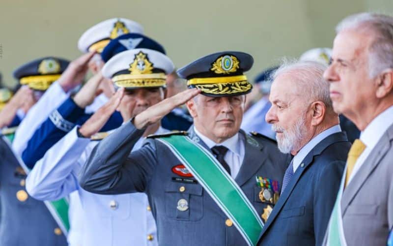 Exército cobra reembolso de R$ 200 milhões, mas governo dá calote; com crise orçamentária, militares ficam sem ressarcimento e enfrentam cortes de 122 milhões de reais