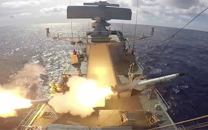 Marinha do Brasil e os Emirados Árabes Unidos fortalecem o setor de defesa com o míssil de alta precisão antinavio MANSUP, que promete revolucionar o poderio naval brasileiro