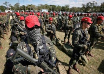 exército - paraquedistas - forças armadas - força aérea - FAB - aeronáutica - militar - brasil