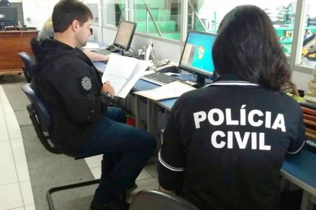 Polícia Civil está contratando, sem concurso, profissionais de TI e administração que tenham ensino médio e superior: confira como participar