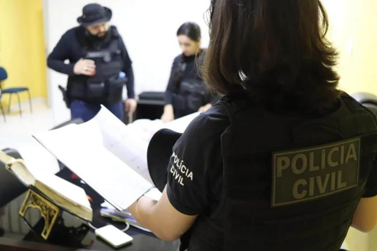 500 vagas administrativas abertas na Polícia Civil para quem tem nível médio! Salários acima de R$ 5 mil