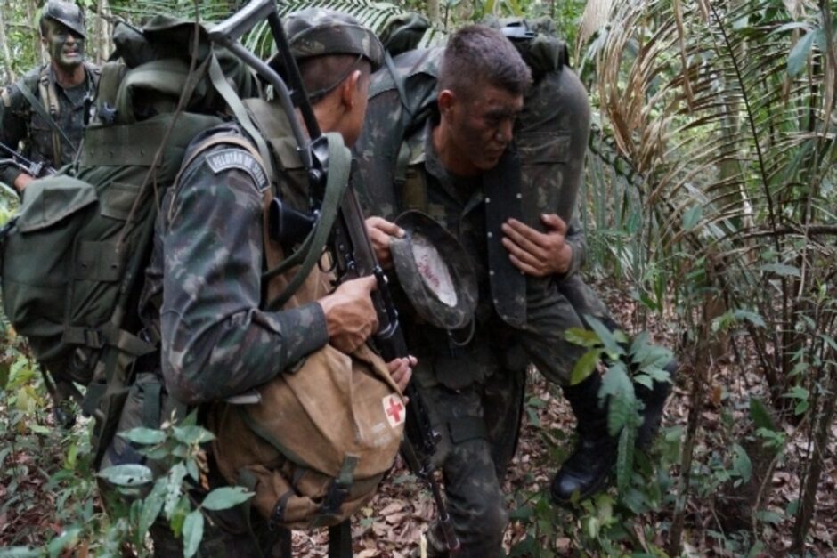 Guerra na Selva: Exército rearranja Cursos de Operações na Selva B e C visando capacitação para oficiais e sargentos
