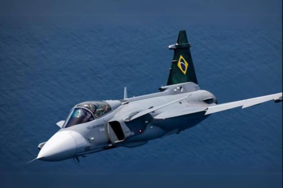 Com um investimento de 57,2 bilhões de reais, o Brasil vai duplicar sua frota aérea! Caças Gripen e aviões C-390 impulsionam a Força Aérea como nunca antes