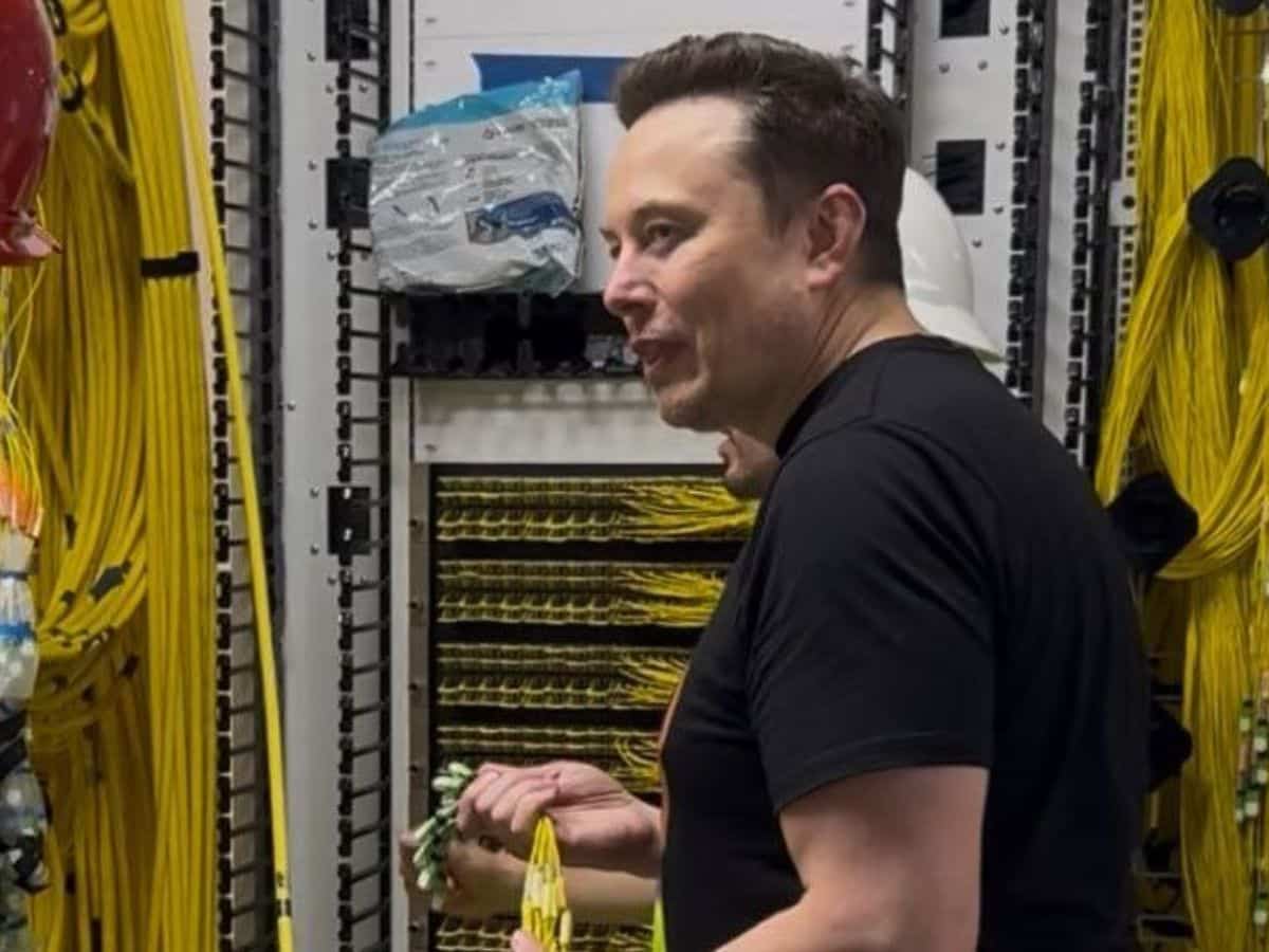 Elon Musk impressiona ao instalar 100.000 GPUs NVIDIA H200 em tempo recorde: uma tarefa que levaria 4 anos foi concluída em menos de três semanas.