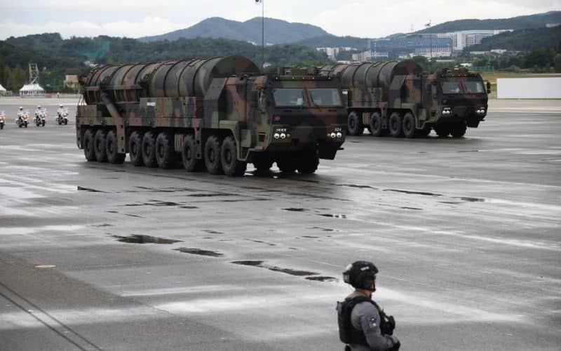Coreia do Sul ameaça Coreia do Norte com “míssil monstro” de 8 toneladas capaz de destruir bunkers subterrâneos