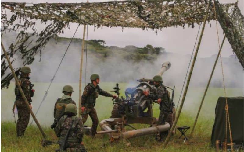 Exército desloca 800 soldados e 150 viaturas para exercício em SC; tiro real de artilharia e uso de tecnologias avançadas