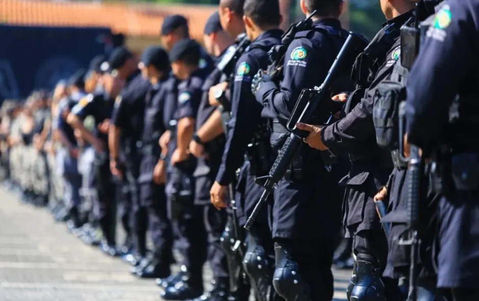 Inscrições abertas! PM abre 1500 vagas para soldados com salário inicial de R$ 5 mil: veja quem pode participar da nova seleção