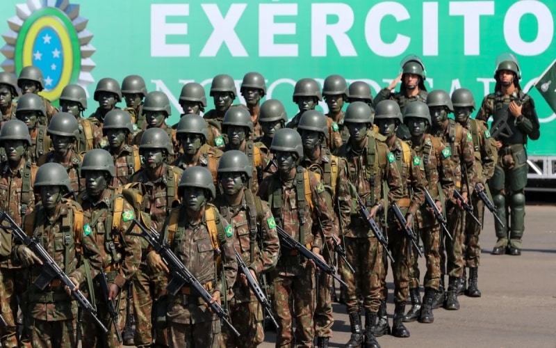 Exército Brasileiro expande rede de adidos em cenário global de conflitos, fortalecendo presença em embaixadas e intensificando apoio diplomático com Marinha e Força Aérea