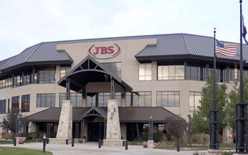 JBS choca o mercado ao anunciar entrada no segmento de carne cultivada em laboratório, revolucionando com investimento de US$ 100 milhões e fábrica sustentável nos EUA, sem abate de animais