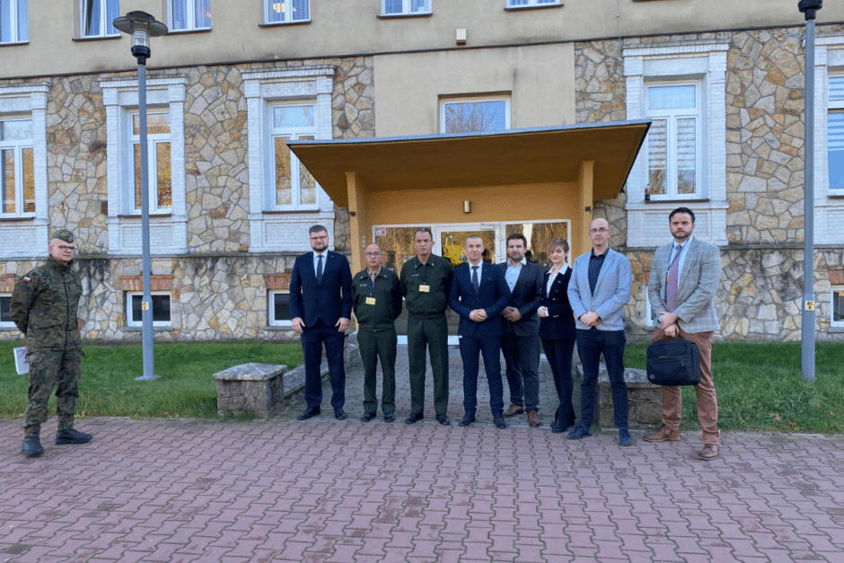Exército Brasileiro firma laços com a indústria de defesa das forças armadas polonesa e cooperação fortalece a segurança militar nacional e internacional