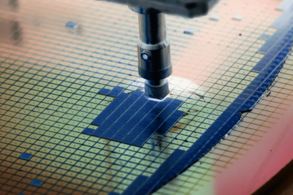 O impacto dos chips no cenário global e militar: A disputa por semicondutores entre China e EUA aumenta a tensão na geopolítica e o conflito tecnológico