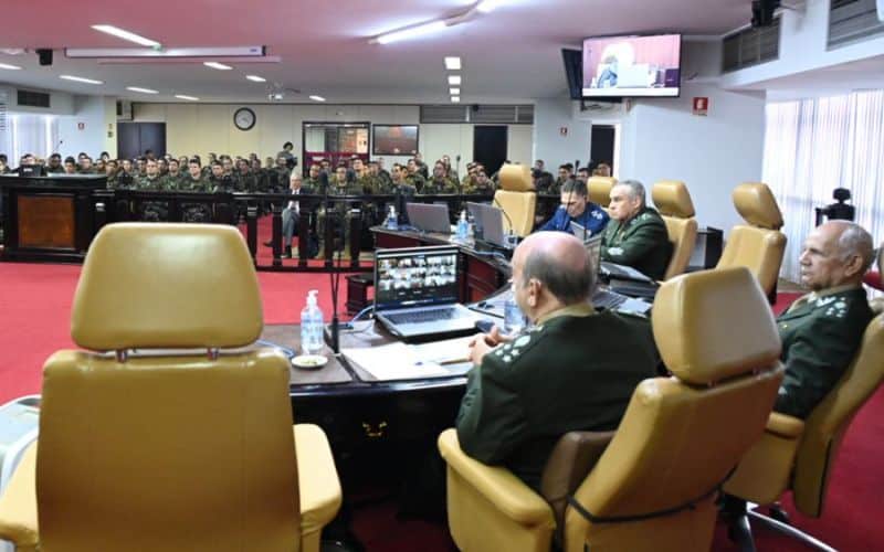 Superior Tribunal Militar acaba com negociações para crimes militares, citando preservação da hierarquia e moralidade das Forças Armadas