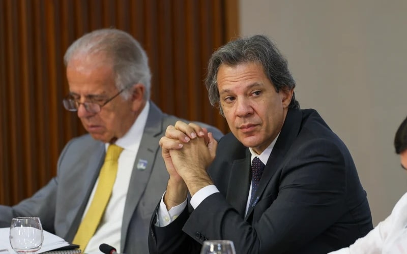 Pressão das Forças Armadas não surte efeito e Projeto de Lei sobre idade mínima de 55 anos para entrada na reserva remunerada já está na Casa Civil: Texto vai pra Câmara em breve