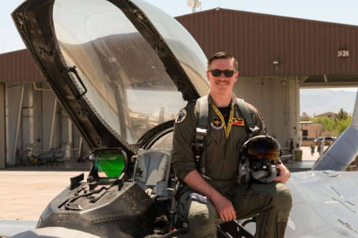 Piloto da USAF faz pouso de emergência e ‘salva’ caça de mais de 40 milhões de dólares na Coreia do Sul