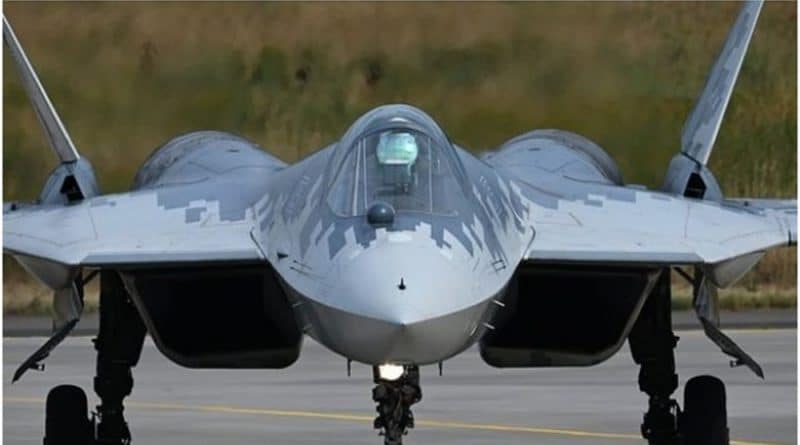 O Su-57 da força aérea russa chegou à China, mas algo chamou mais atenção do que seu poder: parafusos inusitados que podem arruinar seu perfil furtivo