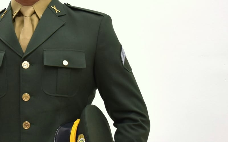 Formado em Jornalismo, Relações Públicas ou História? Exército abre processo seletivo para candidatos com até 40 anos e salário de mais de R$ 8 mil