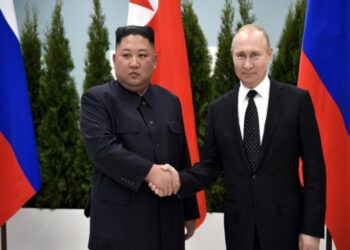 Com 12 mil soldados e armas modernas, a Coreia do Norte entra com força na guerra da Rússia contra a Ucrânia, enquanto Pyongyang intensifica o conflito e busca modernizar suas forças armadas