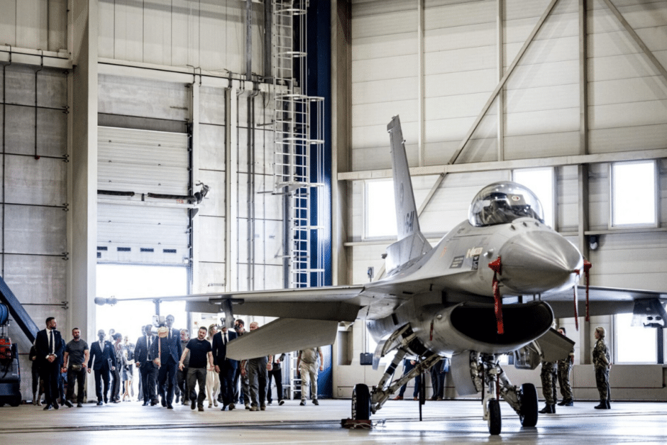 Caças F-16 na mira da Rússia: Ucrânia frustra tentativa de espionagem que visava localizar os modernos jatos de combate