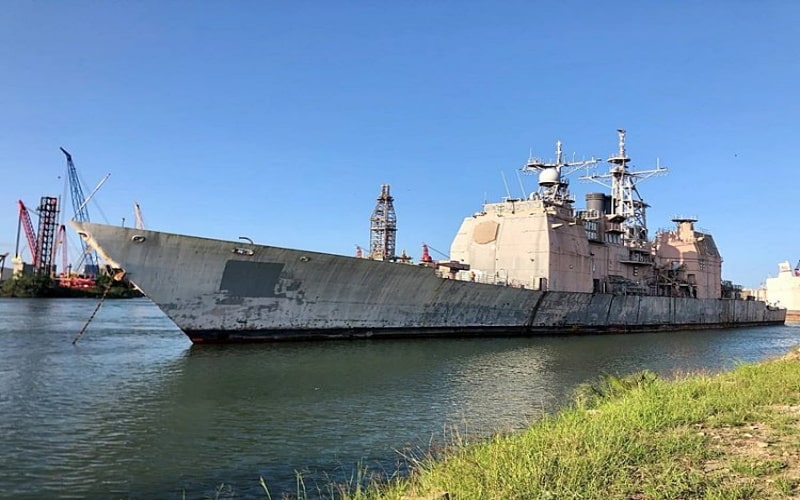 Escândalo bilionário: marinha dos EUA desperdiça US$ 2 bilhões em modernização de cruzadores Ticonderoga com erros de gestão que chocam o mundo naval