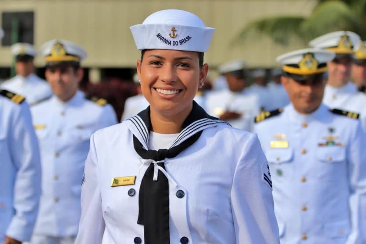 Marinha abre prazo para Alistamento Militar Feminino em 01º de janeiro! Essa é a primeira vez que mulheres poderão servir às Forças Armadas por meio do Serviço Militar Obrigatório