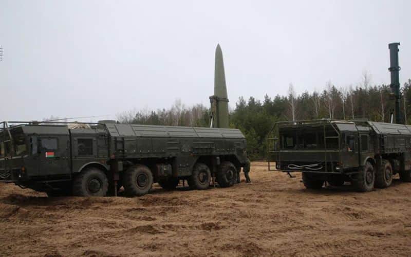 Lukashenko confirma presença de “várias dezenas de ogivas nucleares” na Bielorrússia. Líder bielorrusso também destaca pedido para implantação do sistema Oreshnik
