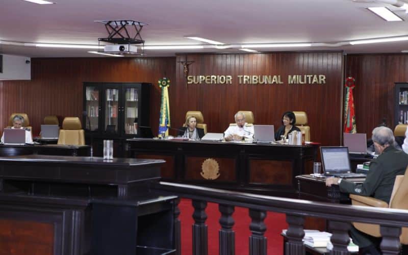 Golpe de R$ 4 milhões: Justiça Militar condena mulher que fraudou pensão com ajuda da avó durante mais de 30 anos