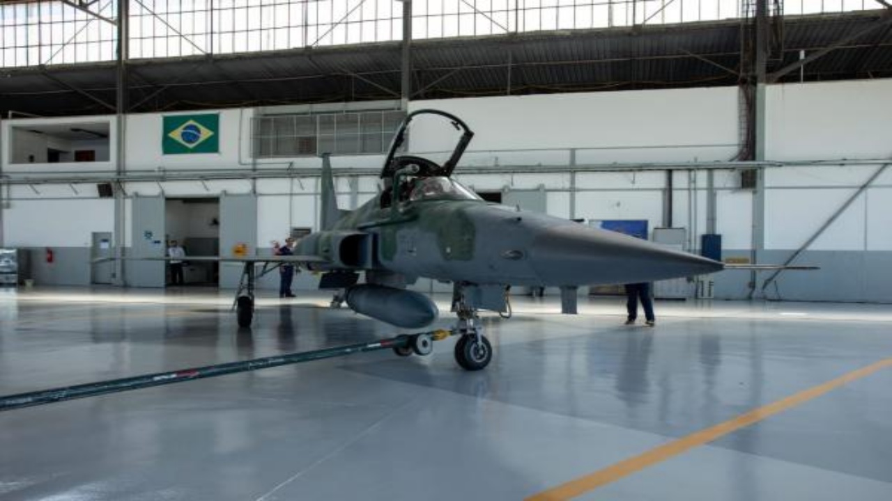 Forças Armadas Brasileira realiza exercício inédito conectando Marinha, Exército e Força Aérea com dados e voz em tempo real, integrando os sistemas em simulação de conflito no RS fortalecendo a Defesa Nacional