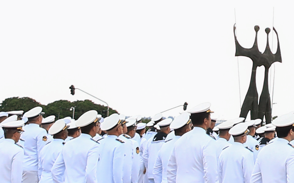 A verdadeira missão da Marinha do Brasil: força naval disponibiliza documento ostensivo onde detalha a evolução das missões, suas limitações e a base legal