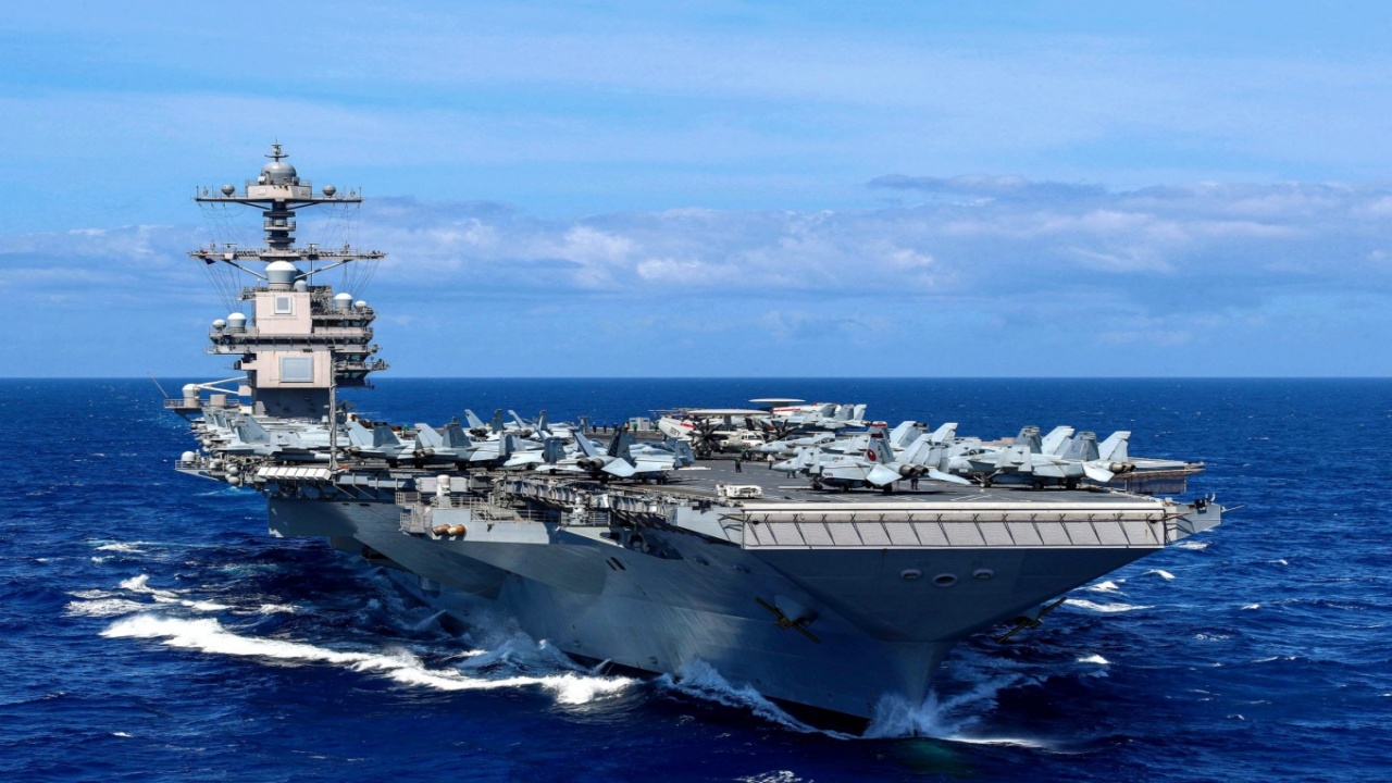EUA ampliarão a futura mega frota de porta-aviões com mais dois novos, nomeados em tributo aos ex-comandantes-chefes Bill Clinton e George W. Bush, todos da mesma classe Gerald R. Ford