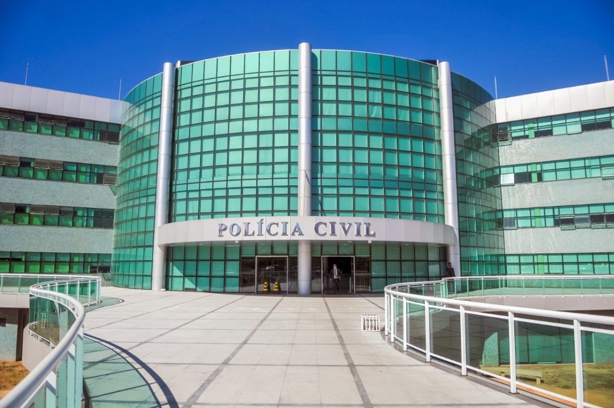 Justiça mantém decisão que nega aumento salarial a agentes da Polícia Civil do DF baseado em equiparação com cargos de nível superior