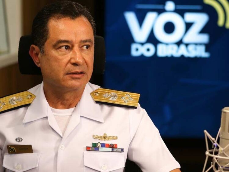 Ex-comandante da Marinha do Brasil, almirante Almir Garnier Santos  Foto: 
 Agência Brasil