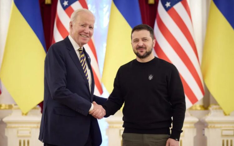 Biden promete US$ 500 milhões de ajuda à Ucrânia