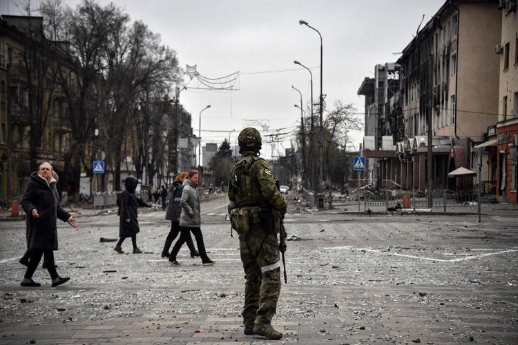 Ucrânia oferece até 1 milhão de dólares para soldados russos desertarem do front em Donetsk, acusa Kremlin; fundos teriam financiado novos ataques