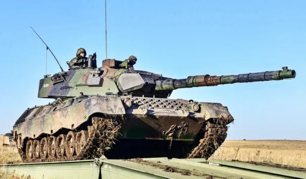 Leopard do Exército Brasileiro.