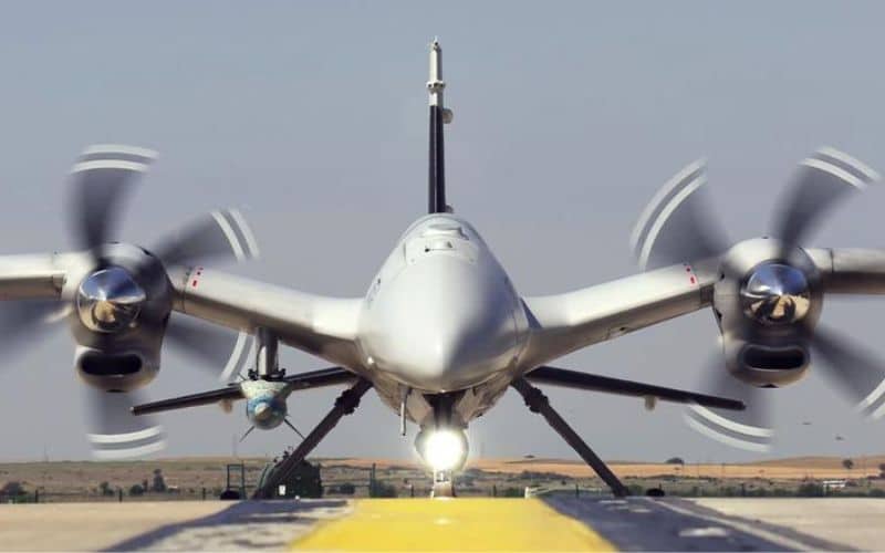 Mísseis supersônicos e precisão letal: drone turco akinçi revoluciona guerra aérea com tecnologia de ponta e ataques estratégicos contra alvos a 150 km de distância