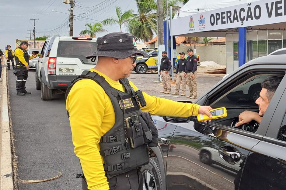 DETRAN abre vagas para profissionais de nível médio: salários até R$ 4.047,88! Saiba como participar da seleção