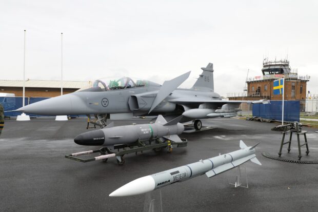 Míssil METEOR do tipo usado pelos caças Gripen da FAB: o melhor míssil da América Latina.