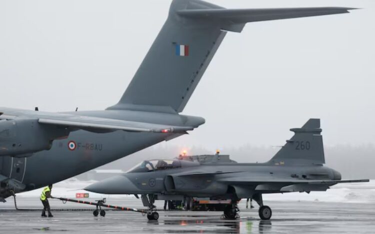 jato de combate Saab da Força Aérea Sueca JAS-39C Gripen