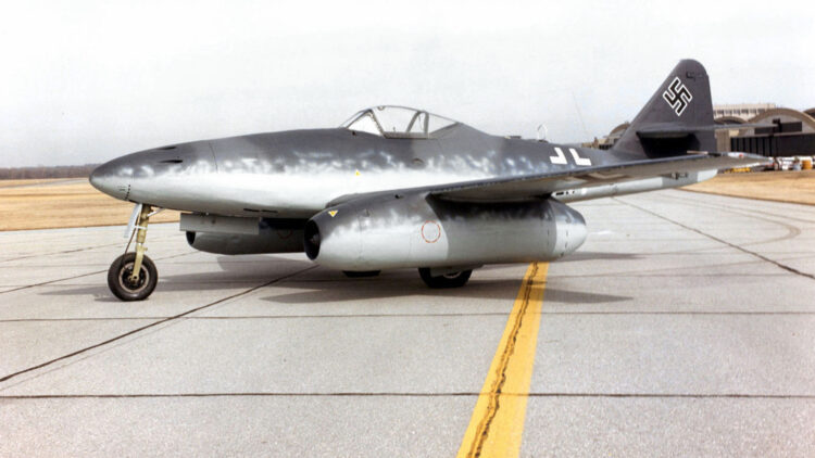 Me-262: caça nazista aterrorizou os céus durante o final da Segunda Guerra Mundial.