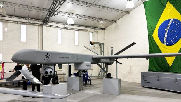 ATOBÁ, O PRIMEIRO DRONE ESTRATÉGICO FABRICADO NO BRASIL (FOTO: STELLA TECNOLOGIA)