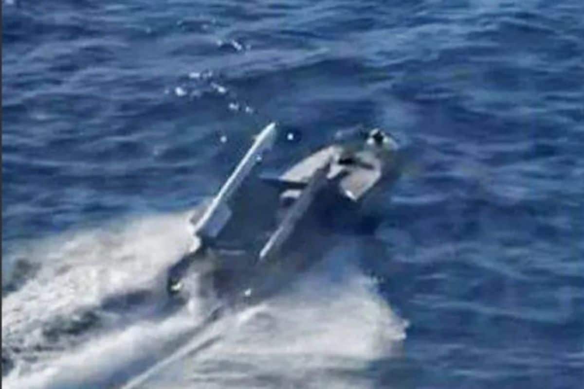 Pela primeira vez na história militar moderna, dois caças Su-30 russos foram derrubados por mísseis lançados de lanchas não tripuladas ucranianas no Mar Negro