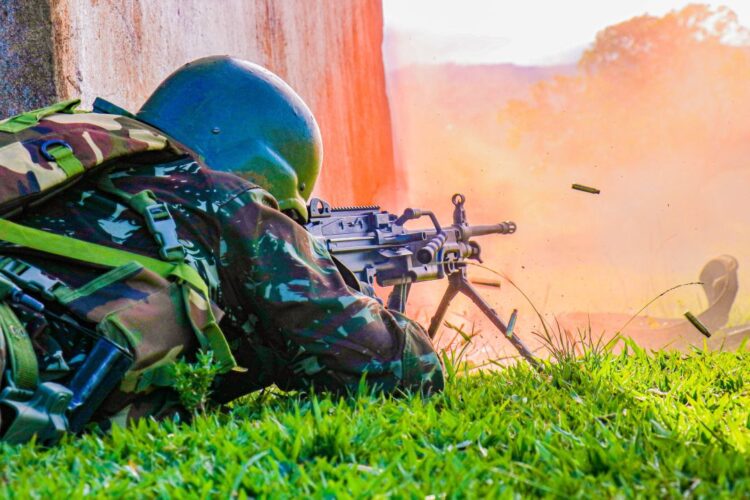 Estabilidade, farda e futuro: Exército abre concurso para 1.125 vagas para sargentos.