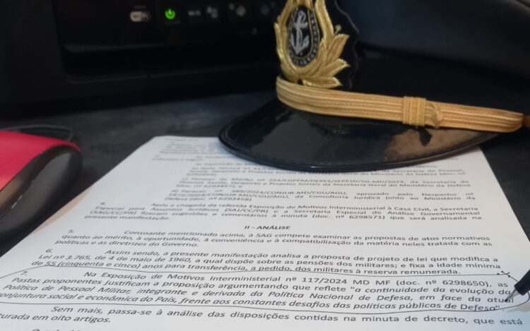 Generais da defesa endossam proposta da redução da idade para a reserva