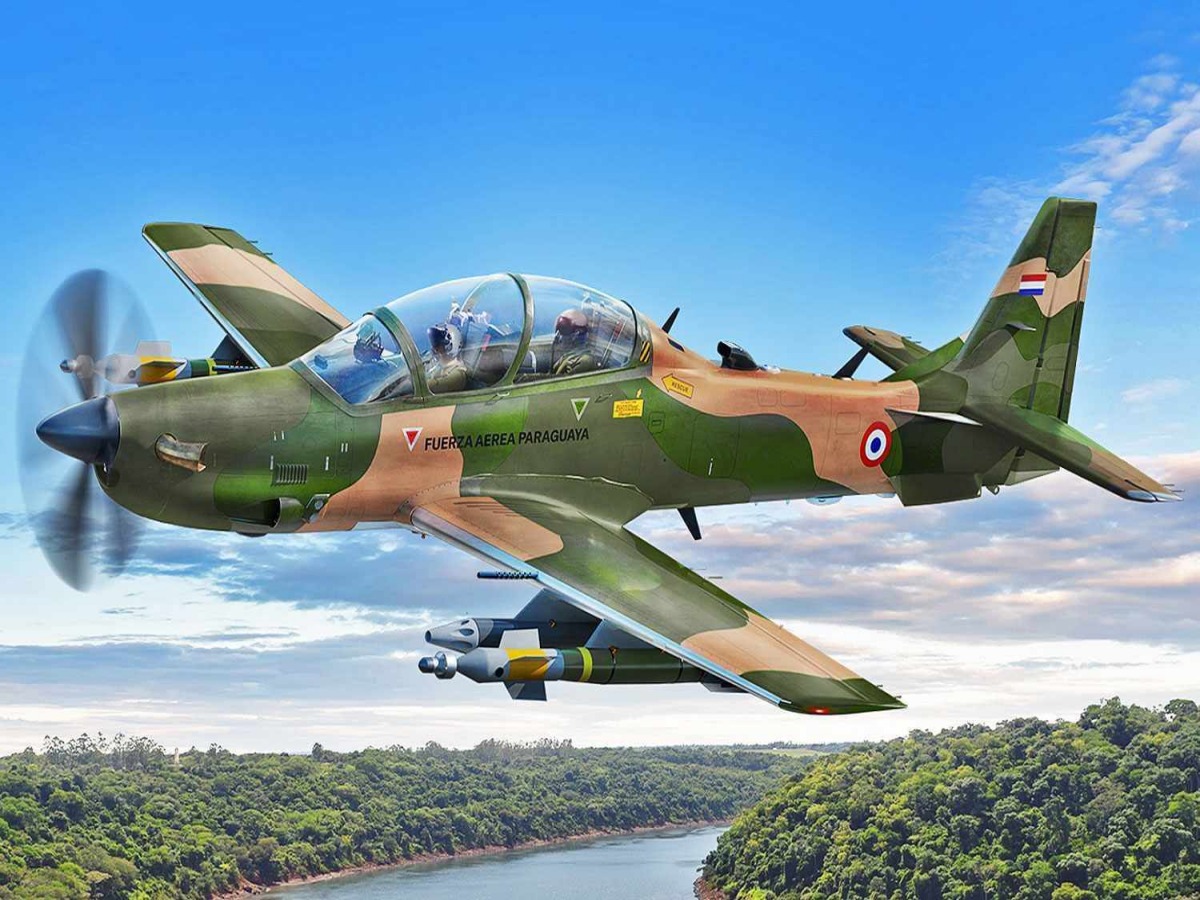 Força Aérea do Paraguai recebe A-29 Super Tucano da Embraer: aeronave fortalece patrulhamento e combate ao crime organizado nas fronteiras