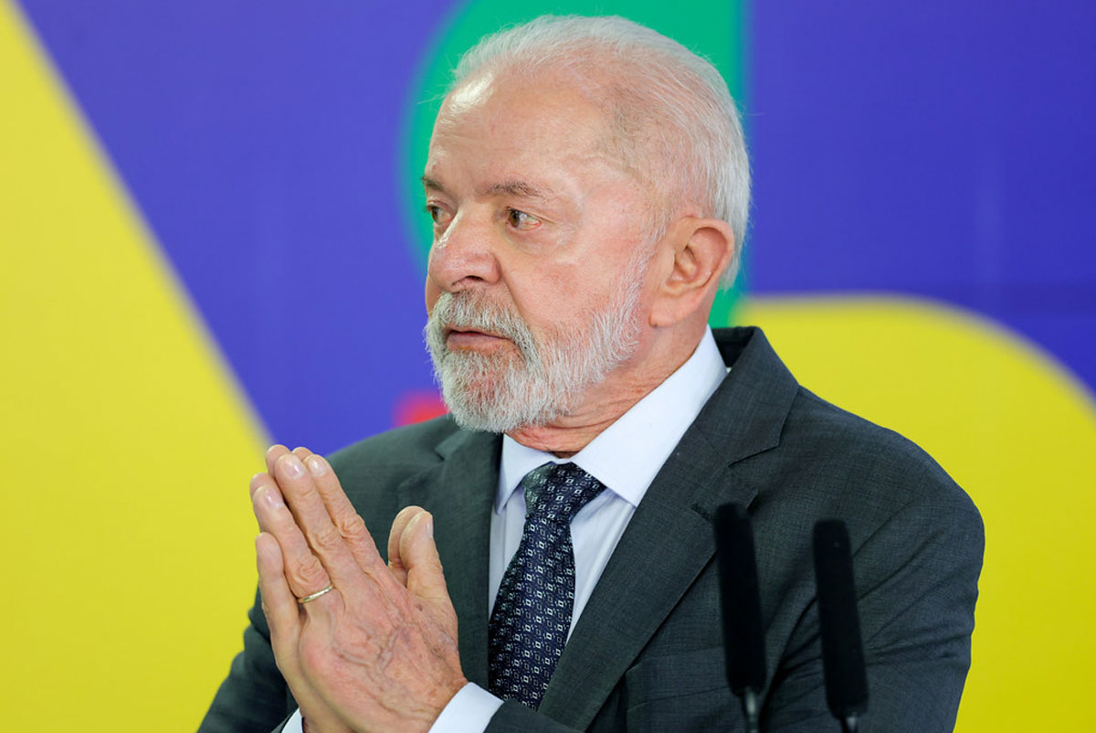 Lula quer investir em Defesa e diz que vai proteger terras raras: “Ninguém mete o dedo”