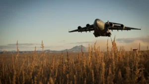 A 27 quilômetros do Kremlin, um avião de carga da Força Aérea americana pousou levando o chefe de uma agência que não ia a Moscou desde 2021